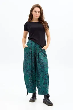KOKOworld KOKOworld Damen Jogginghose Berlin aus Bio-Baumwolle – bequem & fair – Produktbild 1 von 1
