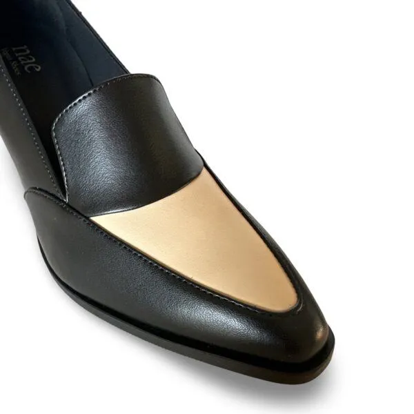 Nae Vegan Shoes Nae Vegan Shoes NAE | Julia Vegane Absatzloafer – Eleganter Kontrast aus AppleSkin, Schwarz, – Produktbild 3 von 4