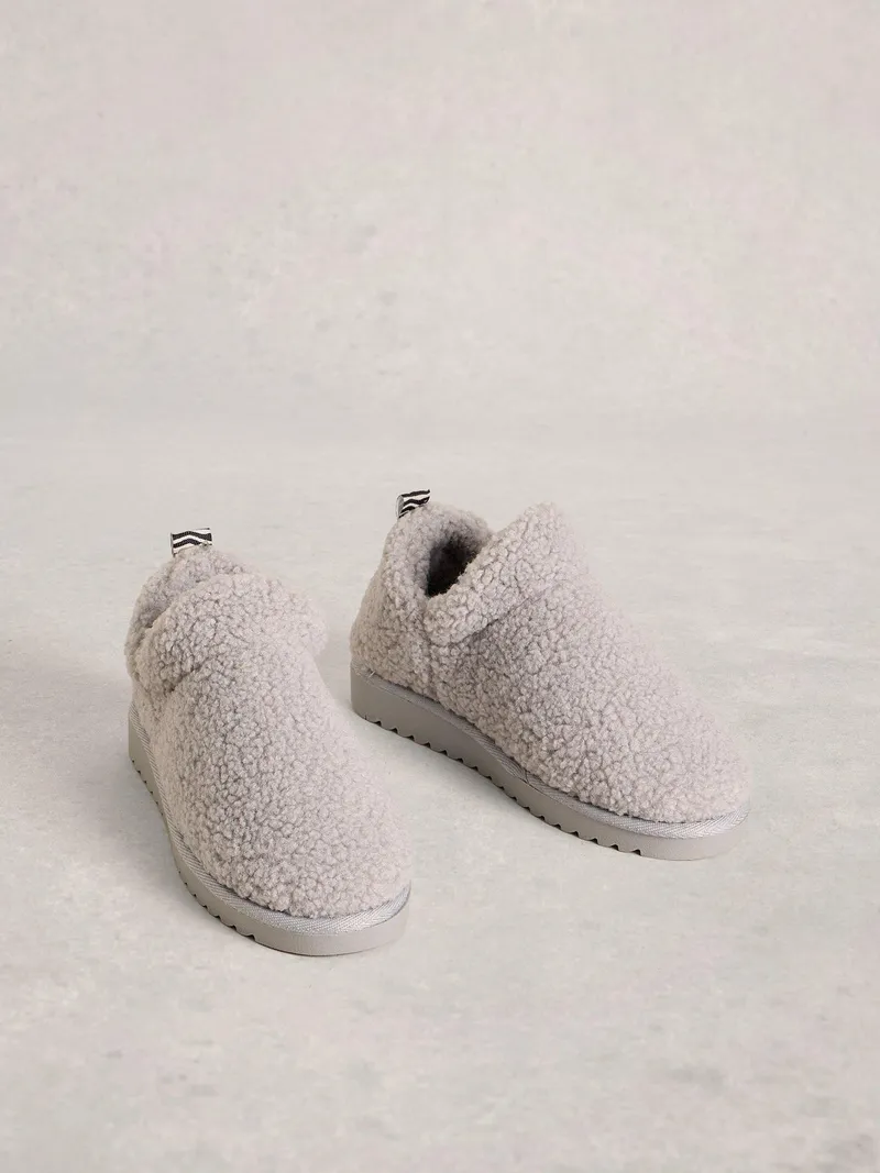 White Stuff Booties aus Teddyfell - M, Mittelgrau, – Produktbild 2 von 4