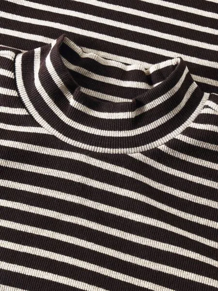 KnowledgeCotton Apparel KnowledgeCotton Apparel Ripp-Longsleeve High Neck, Stripe brown, – Produktbild 3 von 3