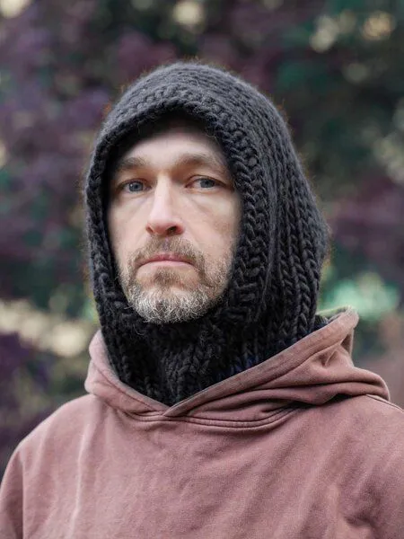 PANAPUFA PANAPUFA Handgestrickte Balaclava Kapuze – 100 % Merinowolle, Schwarz, – Produktbild 3 von 3