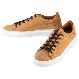 Kork-Deko Kork-Deko Sneaker aus Kork | unisex | Gr. 36-45 | vegan & nachhaltig – Produktbild 1 von 1
