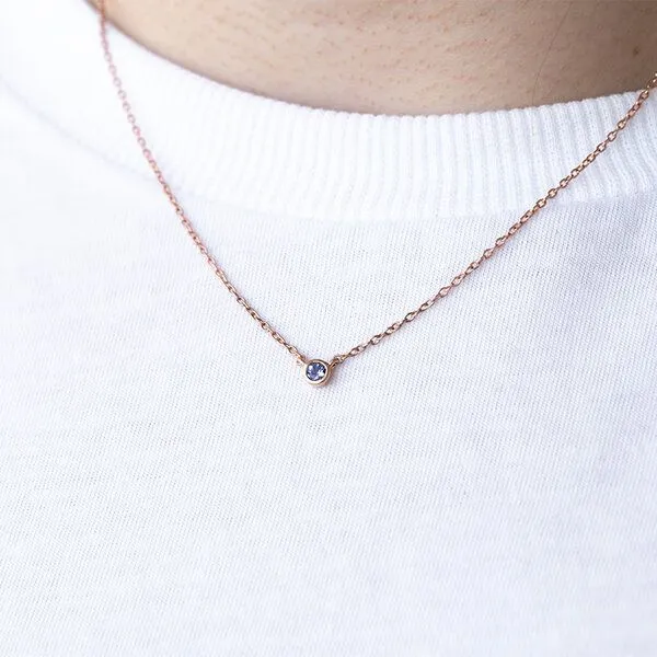 Eppi Eppi Minimalistische Kette mit einem Tansanit Glosie, Weiss, – Produktbild 3 von 4