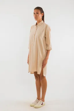RAVENS VIEW IBIZA RAVENS VIEW IBIZA Damen vegan Shirtkleid Isla Sand Beige – Produktbild 1 von 1