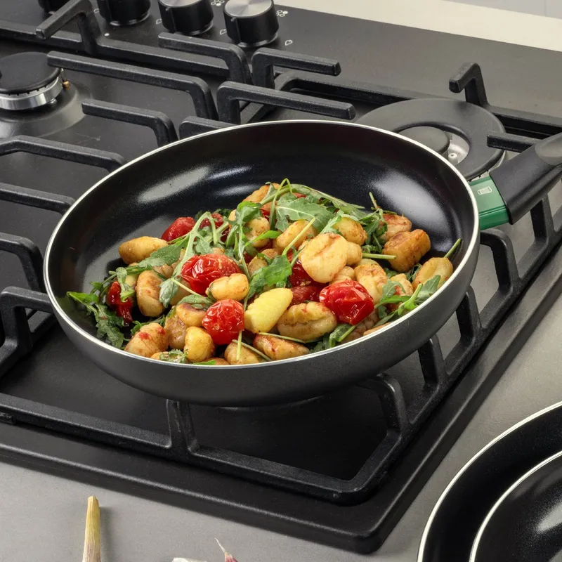 Chefkoch trifft Fackelmann Chefkoch trifft Fackelmann Bratpfanne Bielefeld, Keramik, antihaft, Ø28cm – Produktbild 2 von 3