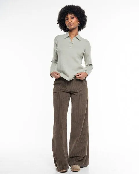 Alma & Lovis Alma & Lovis Polo-Pullover aus Organic Cotton-Wool-Mix | Cot-Wool Polo, Schilf (hellgrün), – Produktbild 2 von 4