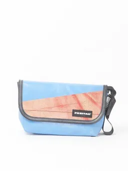 Freitag Freitag F41 Hawaii Five-O - blue red (000004494069) – Produktbild 1 von 1