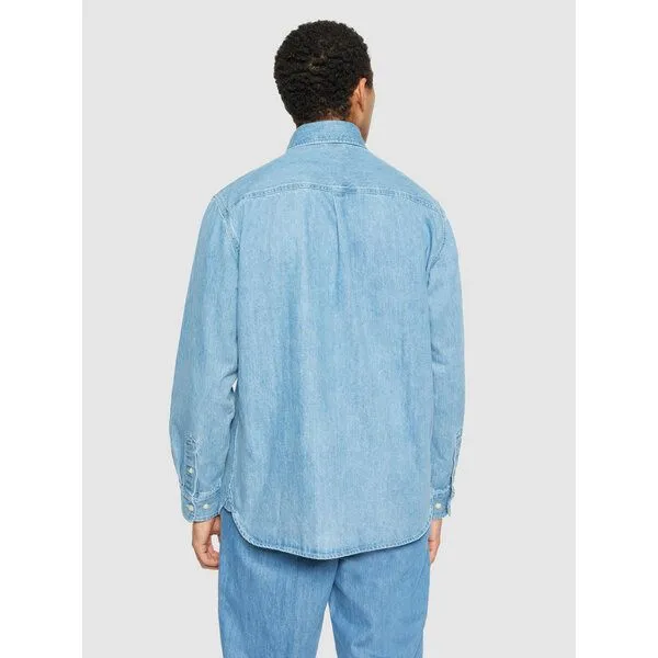 KnowledgeCotton Apparel KnowledgeCotton Apparel Jeanshemd LOOSE DENIM 2.0 aus Bio-Baumwolle, Blue, – Produktbild 2 von 4