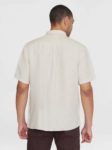 KnowledgeCotton Apparel KnowledgeCotton Apparel Hemd - Regular Linen Short Sleeve Shirt - aus 100% Leinen, Yarndyed light feather gray, – Produktbild 2 von 4