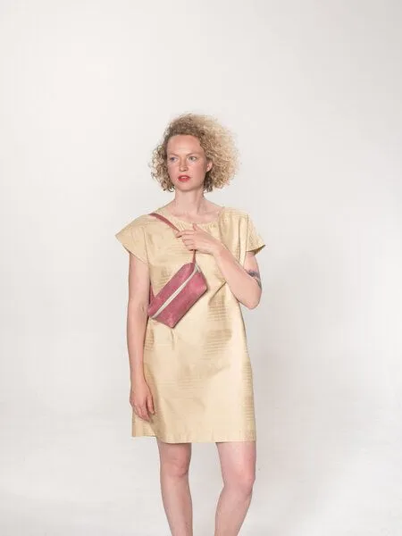 monday market monday market Bauchtasche Luca aus Pull-Up-Leder, Rosa, – Produktbild 3 von 4