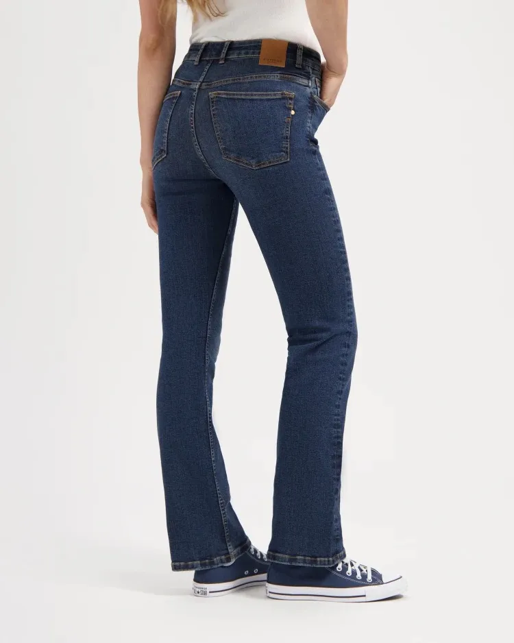 Kuyichi Kuyichi Damen vegan Bootcut Jeans Zoé Meadow Blue, Dunkelblau, – Produktbild 1 von 2