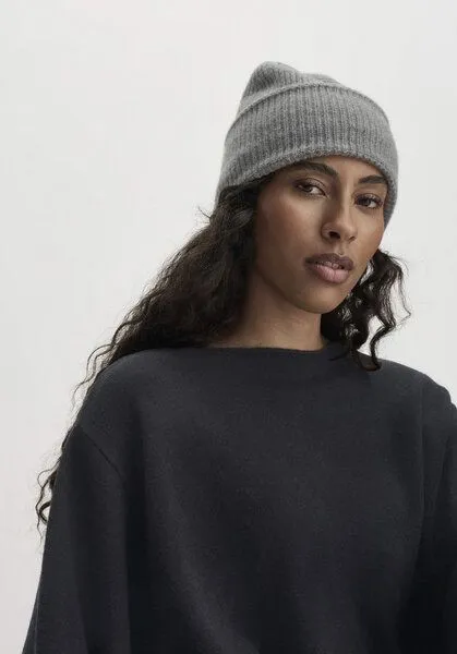 hessnatur hessnatur Strick Mütze aus Bio-Merinowolle mit Cashmere, Grau, – Produktbild 1 von 4