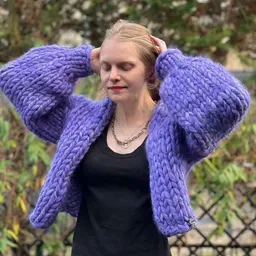 PANAPUFA PANAPUFA Strickjacke aus dicker Wolle – Produktbild 1 von 1