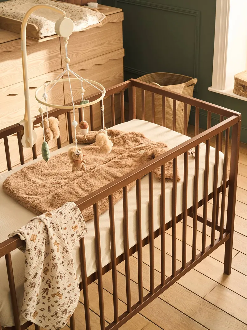 Vertbaudet Vertbaudet Babybett COCOON 60x120 cm Gitterbett, Nussbaum, – Produktbild 6 von 6