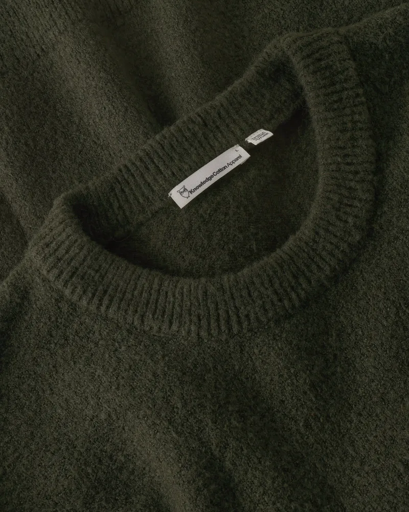 KnowledgeCotton Apparel KnowledgeCotton Apparel Herren vegan Pullover Soufflé Yarn In Der Farbe Forest Night Green, Grün, – Produktbild 1 von 2