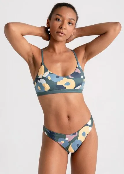 boochen boochen Bikini Top Surin - wendbares Bikini Oberteil mit schmalen Trägern, Oliv green wildflower, – Produktbild 3 von 4