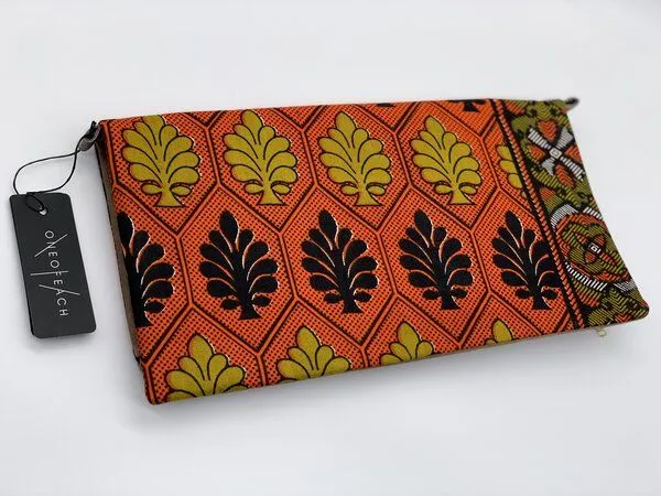 ONE OF EACH ONE OF EACH Clutch "Angola" Handtasche aus Leder und Baumwollstoff mit afrikanischem Print – Produktbild 2 von 3