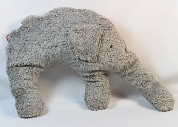 Pat und Patty Pat und Patty Kuschelkissen/Nackenkissen/Nackenhörnchen "Elefant" EL-312,Füllung: Dinkelspelz bzw. Hirsespelz, Hellgrau, – Produktbild 3 von 3