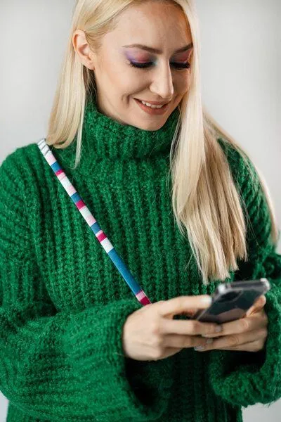 VORSON VORSON Handgemacht BioStyle Handy- & Taschengurt, Blue daisy, – Produktbild 4 von 4