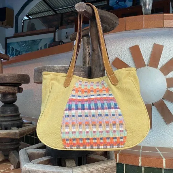Dragolina Dragolina Schultertasche/ Shopper Bente mit Webstoff der Pwo Karen, Schilf, – Produktbild 2 von 2