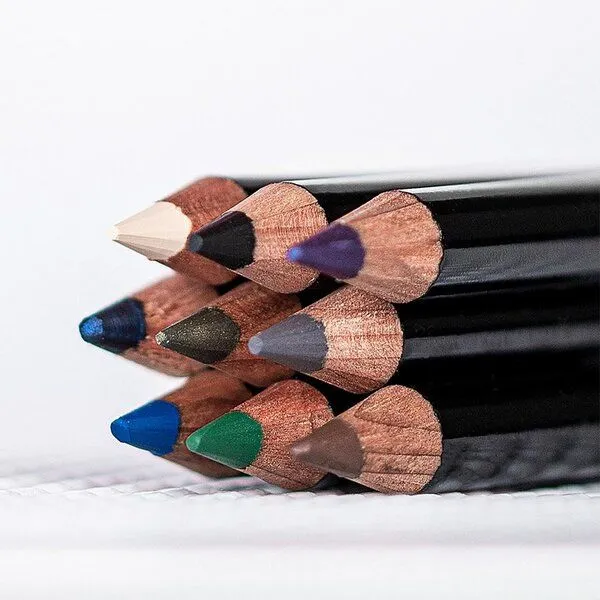 Benecos Benecos Naturkosmetik Kajalstift vegan, Green, – Produktbild 3 von 5