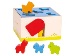Goki goki Sortierbox und Steckspiel Bauernhof aus Holz, 7-teilig, bunt lackiert Maße 16,5 x 16 x 9,5 cm – Produktbild 1 von 1