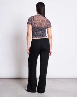 JAN N JUNE JAN 'N JUNE Damen vegan T-Shirt Evie Mesh Leo Print Schwarz/Rosa – Produktbild 1 von 1
