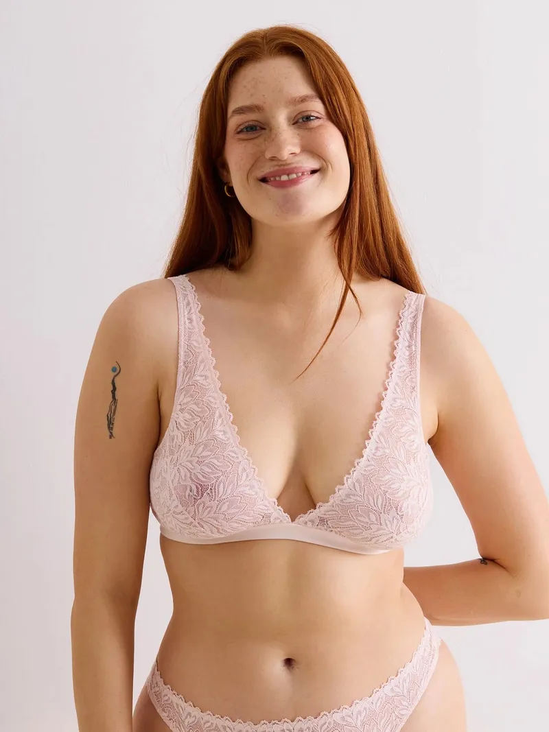 erlich textil erlich textil Dreamy Lace Plunge Bra BH mit Spitze aus recyceltem Polyamid, made in Europe, Chilirot, – Produktbild 3 von 5