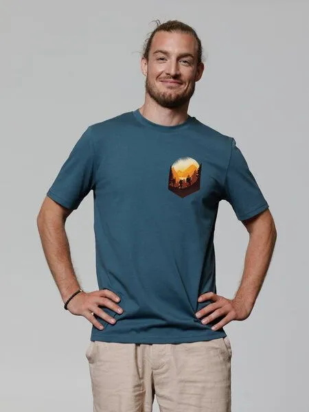 watapparel watapparel T-Shirt Unisex Hiking in the mountains, Stargazer, – Produktbild 2 von 3