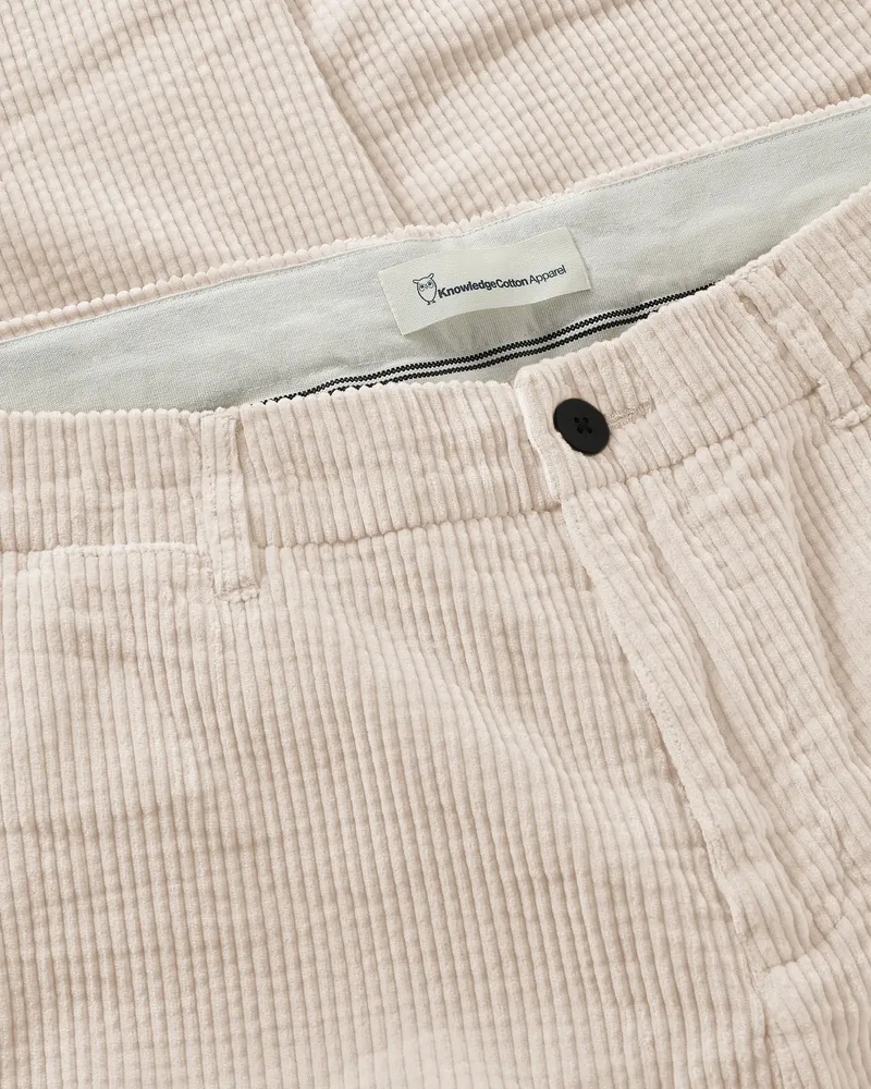 KnowledgeCotton Apparel KnowledgeCotton Apparel Herren vegan Hose Chuck Regular Cord Hellgrau, Grau, – Produktbild 2 von 2