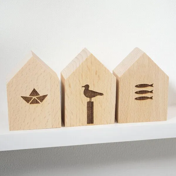 Bow & Hummingbird Bow & Hummingbird 3er Set Deko-Holzhäuschen Schiffchen-Möwe-Fische – Produktbild 1 von 3