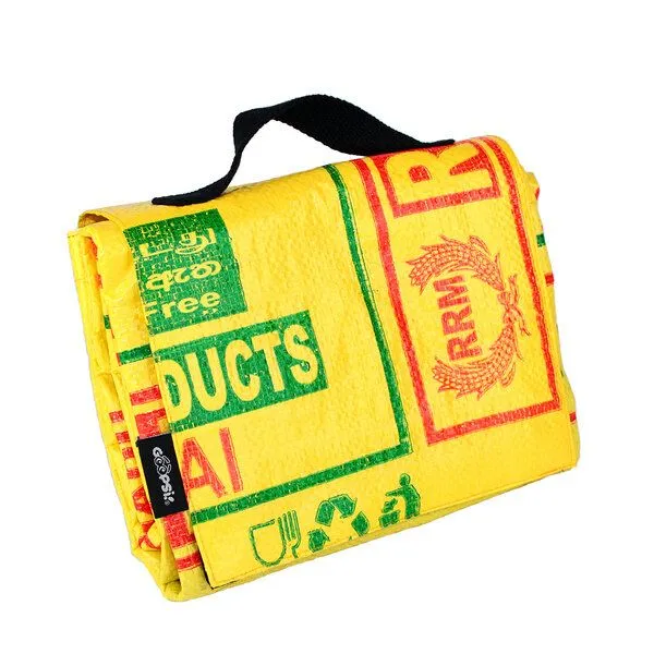 GOOPSI GOOPSI Faltbare Outdoordecke aus Reissack – Kinderdecke, Picknickdecke, Hundedecke - Fairtrade, Gelb, – Produktbild 1 von 4