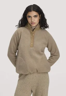 hessnatur hessnatur Wollfleece Troyer Patch Relaxed aus reiner Bio-Merinowolle – Produktbild 1 von 1