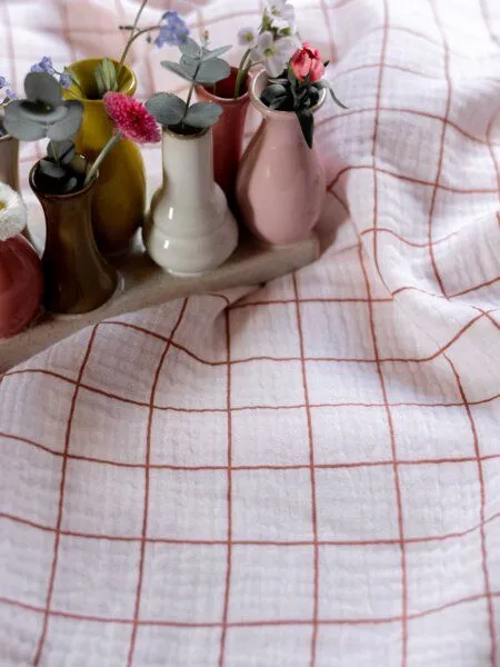 Hutch&Putch Hutch&Putch Musselin Sofakissenbezug - Kissenbezug - Zierkissen - aus 100% Bio-Baumwolle - Handmade in Germany, Rosa karo, – Produktbild 2 von 4
