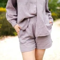 NORDLICHT NORDLICHT Damen Shorts Letje mit Leinenstruktur aus 100% Bio-Baumwolle – Produktbild 1 von 1