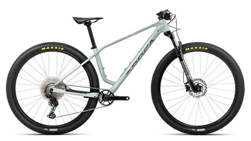 We Cycle Orbea Alma H30 29' ' MTB Fahrrad frozen concrete/titanium 2027 S (155-170 cm) | Hardtail – Produktbild 1 von 1