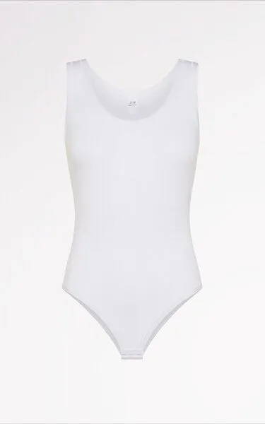 CASAGiN CASAGiN Body mit breiten Trägern aus TENCEL, Weiss, – Produktbild 1 von 2
