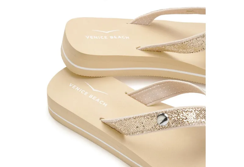 VENICE BEACH VENICE BEACH Sandale, Badeschuh, Badelatsche, Flip Flop, Badeschlappe, Pantolette Badezehentrenner Zehentrenner mit wasserabweisender und leichter Sohle VEGAN, Goldfarben, – Produktbild 5 von 5