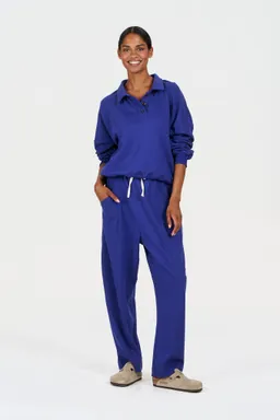 KOMODO KOMODO Damen vegan Sweatshirt Teppiche Blau – Produktbild 1 von 1