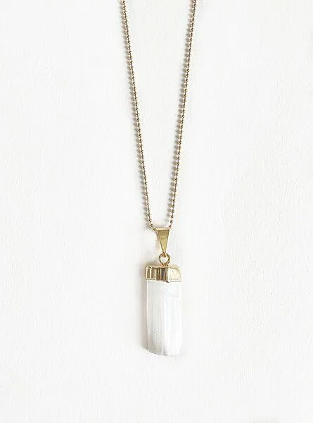 Crystal and Sage Crystal and Sage Selenit Halskette vergoldet – Produktbild 2 von 3