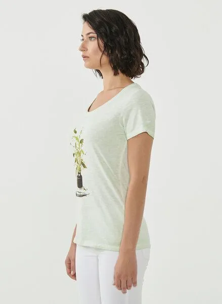 ORGANICATION ORGANICATION Cold Pigment Dyed T-shirt aus Bio-Baumwolle mit Pflanzen-Print, Sage green, – Produktbild 3 von 4