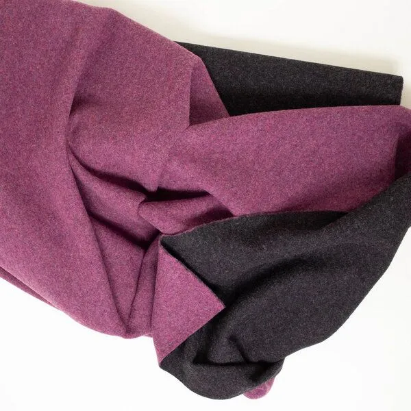 Tuchfabrik Mehler Tuchfabrik Mehler Wollstoff "Flauschloden" doubleface | 100% Schurwolle (89,80 €/m), Beere/schwarz (lila), – Produktbild 3 von 3