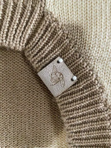 Wooliie Wooliie Sand Vibe Hundepullover aus 100 % Merinowolle – Produktbild 4 von 4