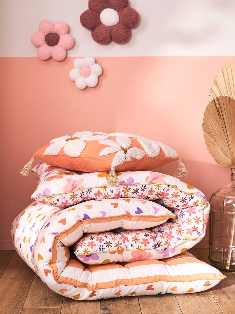 Vertbaudet Deko-Kissen MARGERITEN mit Quasten Kinderzimmer, Koralle/weiß, – Produktbild 3 von 4