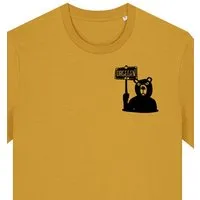 päfjes päfjes Der Bär ist DAGEGEN! Du auch? - Fair Wear Männer Unisex Bio T-Shirt Siebdruck, Ochre (gelb), – Produktbild 1 von 1