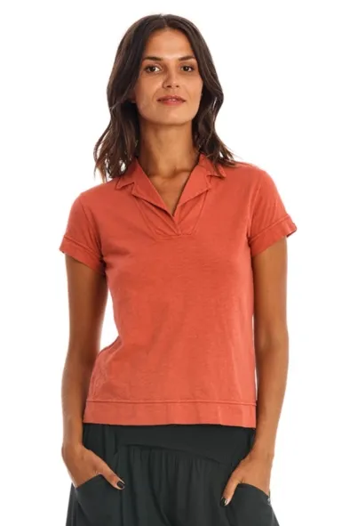 RAVENS VIEW IBIZA RAVENS VIEW IBIZA Damen vegan Polo T-Shirt Alexa Erde Rot, Dunkelorange, – Produktbild 2 von 2