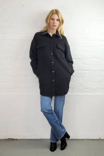 Wunderwerk Wunderwerk Long overshirt merino, 900 black (schwarz), – Produktbild 2 von 3
