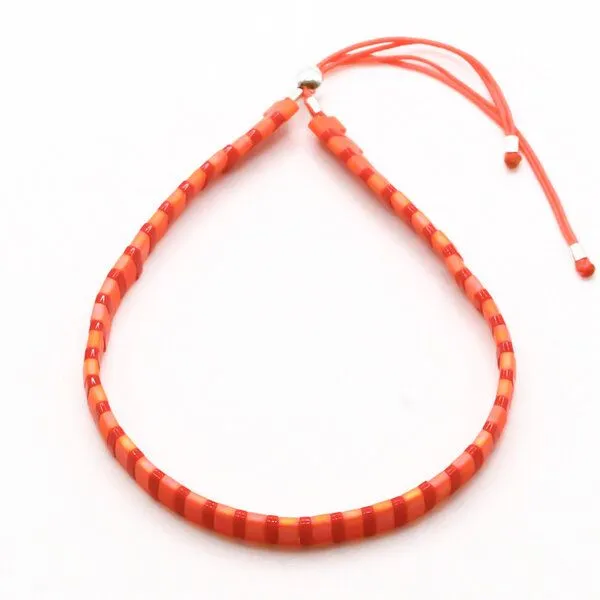 juni juni Perlenarmband "Luca" in rot, Orange, – Produktbild 3 von 4