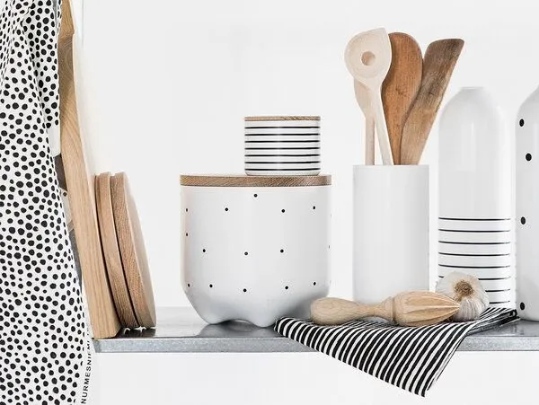 werkvoll by Lena Peter werkvoll by Lena Peter Recycling Feuerlöscher Punkte und Streifen Box FIRE – Produktbild 4 von 7