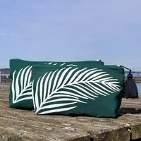 Schönes aus Indochina Schönes aus Indochina 2er-Set Kosmetiktaschen aus Upcycling-Baumwollstoffen, Schwarz, – Produktbild 1 von 1